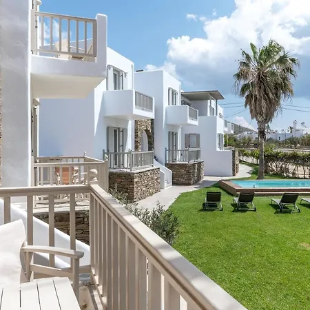 Ninemia Tinos Grand 104 Hotel apartamentowy Kionia