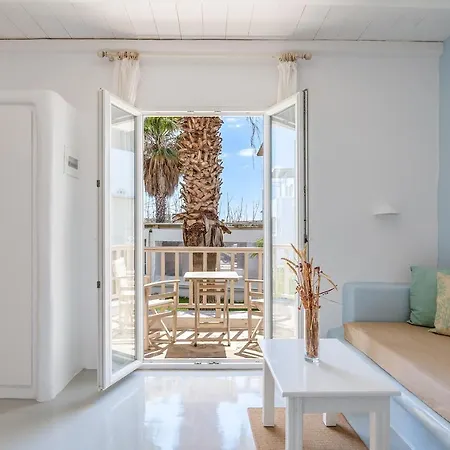 Ninemia Tinos Grand 104 3* Kionia